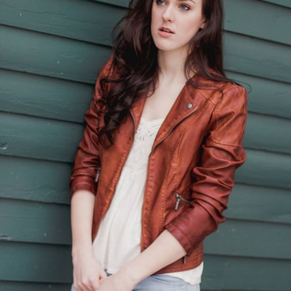 Chic Cognac Leather Jacket